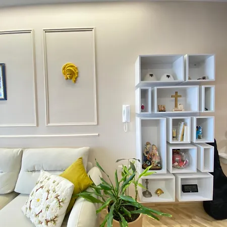 Apartment George Luxury Vlore