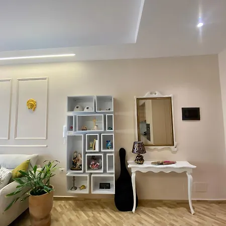 Apartament George Luxury Wlora
